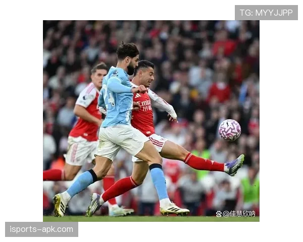 奥纳纳出球能力遭遇阿森纳高位逼抢考验